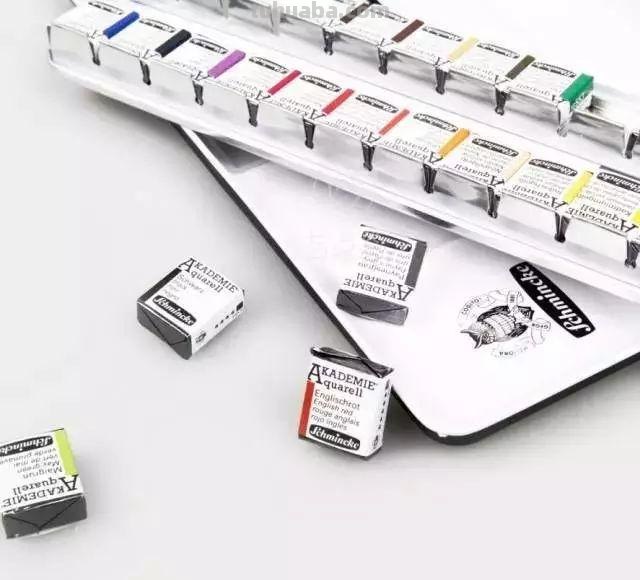 想学画画，到底该如何选择绘画工具？