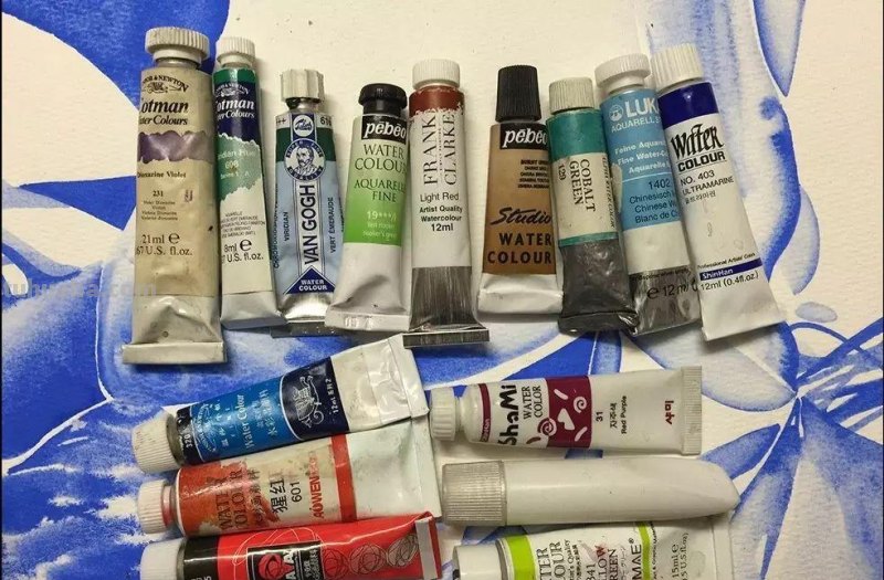 想学画画，到底该如何选择绘画工具？