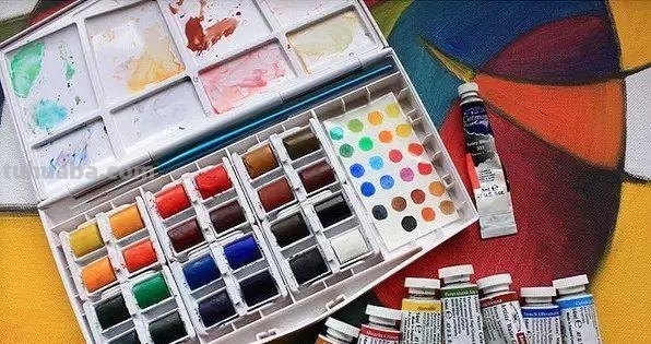 想学画画，到底该如何选择绘画工具？
