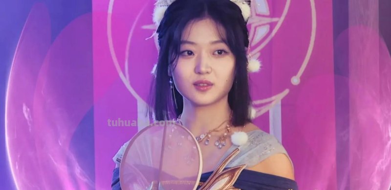 明星也蹭《王者荣耀》热度，21位明星cos王者英雄，还原度太高了