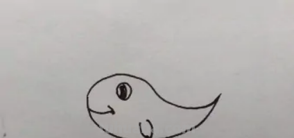 美观的鲸怎么画简笔画