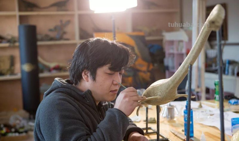 北京日报人物专访丨赵闯：画科学优雅的恐龙