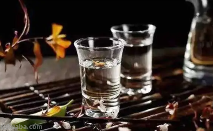 老北京喝酒“怪象”：虽然红星名满京城，但老百姓喝的却是这5款