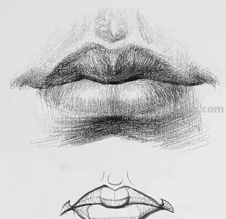速写嘴好看 怎样在素描纸上画嘴唇？