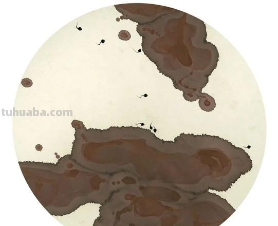 水墨与色彩：一种独特的艺术关系 