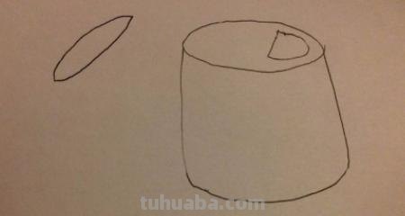 军旅水壶彩铅怎么画 怎样画水壶？