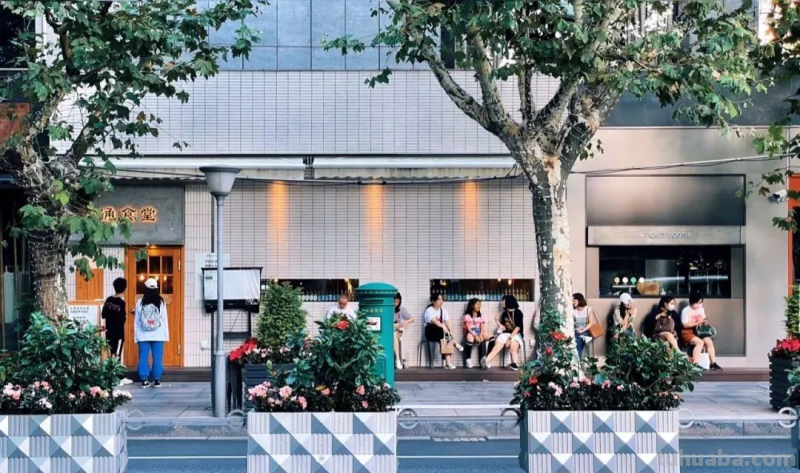 家门口的“爆改力”！现在的社区商业都长这样了？