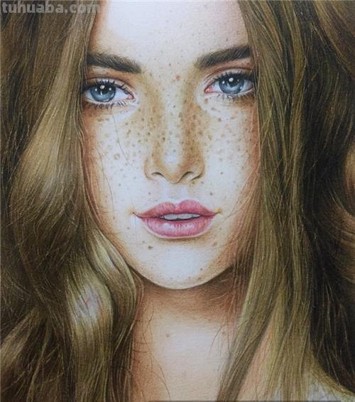 雀斑怎么用彩铅画 怎么使用彩铅画画？