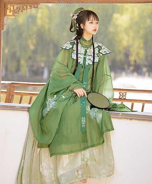 AI绘画国风美女绿色系列服饰第2组,可作为现代汉服设计的思路哦
