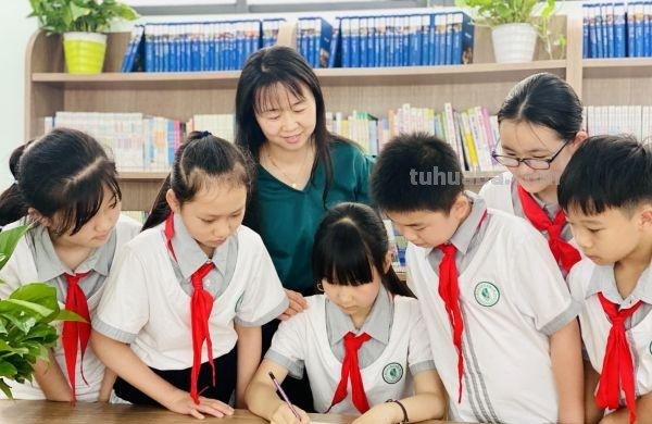 小学生手绘自然笔记梅兰竹菊莲，播种清廉种子在心田