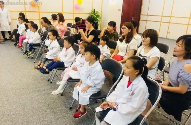 开启庆六一新模式 Cosplay+科普沉浸式体验“小牙医”