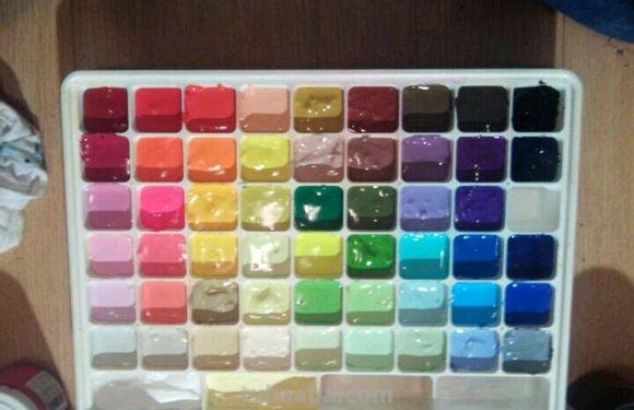 打造绚丽多彩的世界——色彩颜料盒及色彩颜料盒颜色顺序图42色 