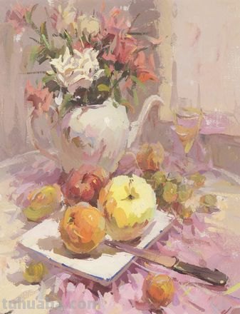 色彩静物作品与传统色彩静物作品的比较 