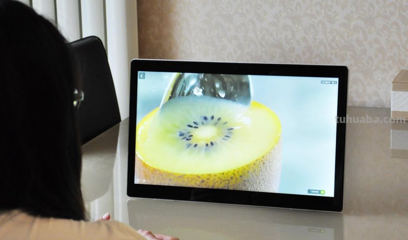 17.3寸巨屏怪兽！TCL Xess家庭智能平板体验评测