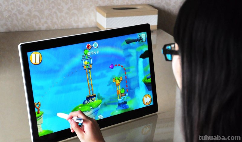 17.3寸巨屏怪兽！TCL Xess家庭智能平板体验评测