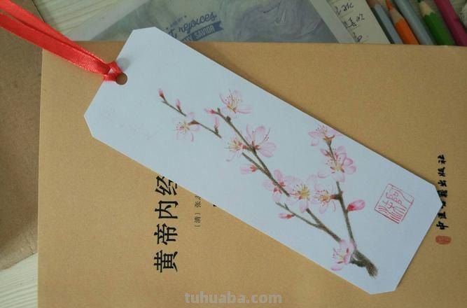 书签边框彩铅怎么画 读书节的书签怎样画好看？