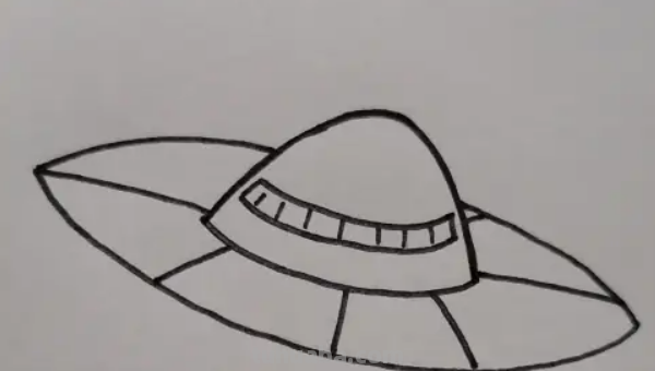 怎样绘画太空飞碟
