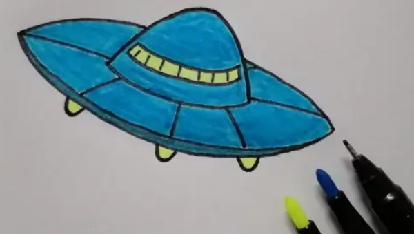 怎样绘画太空飞碟
