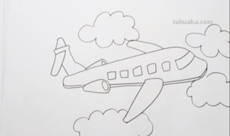怎样画飞机简单又好看
