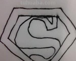 钻石怎么画简笔画 想在手上画一个钻石图案。可是不会画，求指教？