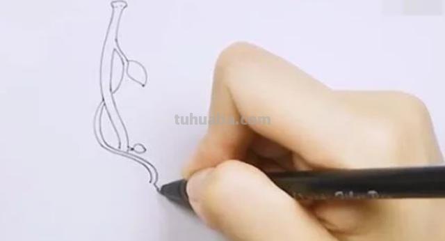 藤条怎么画简笔画 如何画向上爬的藤蔓？
