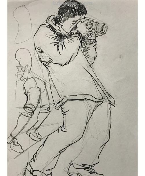 速写自己画技巧 画速写的步骤和技巧？