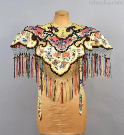 中国汉民族服饰文化的产物，喜欢古风的快收藏汇聚！各类云肩