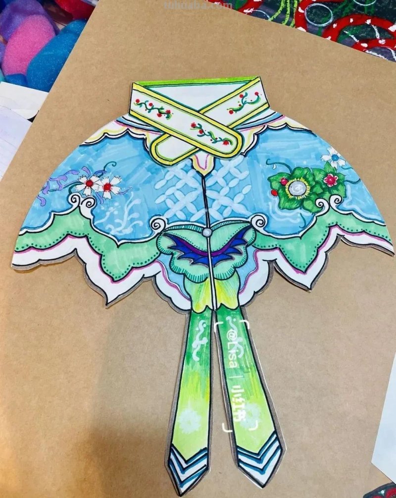 中国汉民族服饰文化的产物，喜欢古风的快收藏汇聚！各类云肩