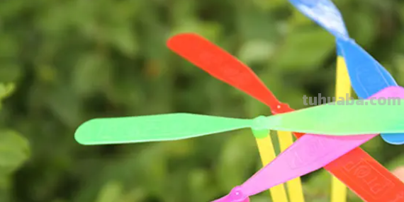 竹蜻蜓怎么做手工制作 竹蜻蜓怎么做手工制作