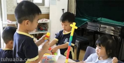 在给孩子选择幼儿园的时候,你最看重的是什么? 在给孩子选择幼儿园的时候,你最看重的是什么?