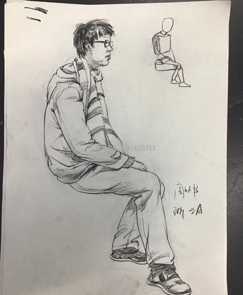 半趴着速写 速写要平着还立着画？