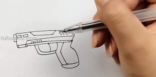 简笔画枪怎么画 如何画M416步枪的简笔画？