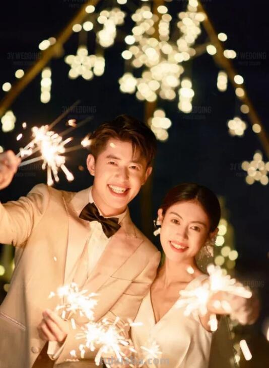 2021婚纱照指南：40种风格供你参考