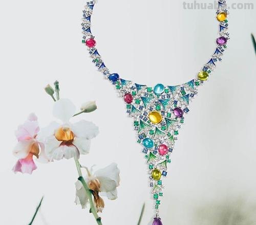 色彩珠宝：让你的生活更加绚丽多彩 