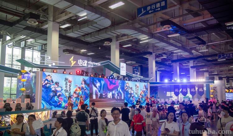 第十九届中国国际动漫节开幕