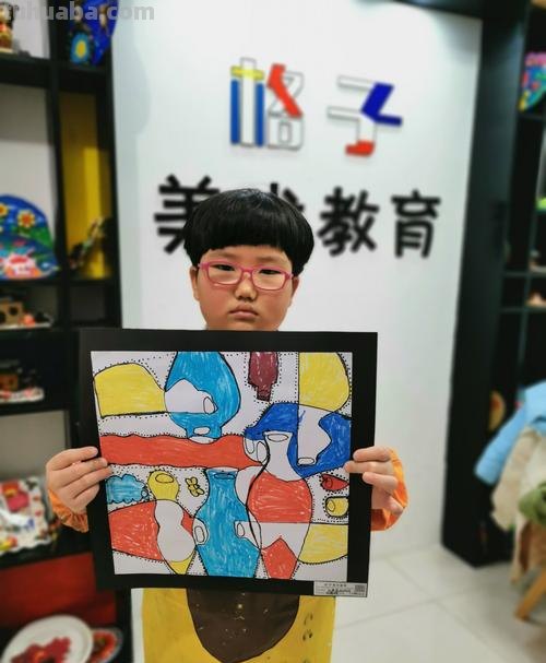 色彩的意象：从红黄蓝到黑白灰 