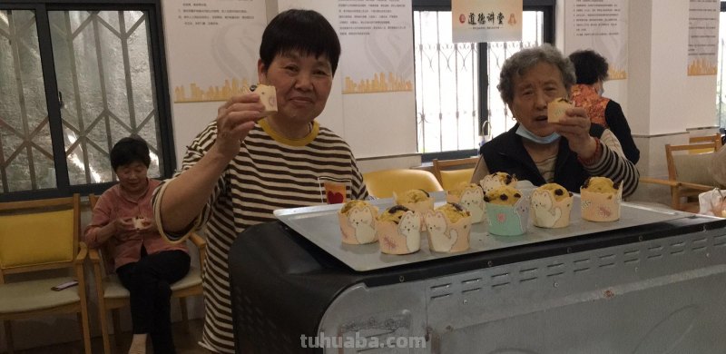 吉庆社区开展“手工烘焙DIY”活动