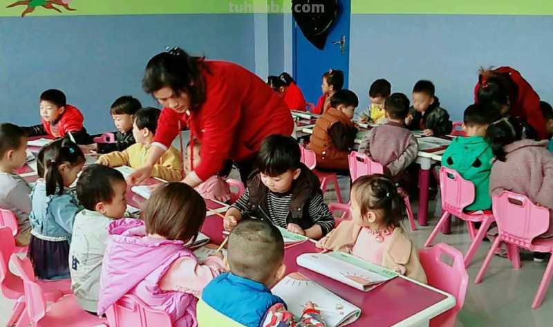 幼儿园开学第一天怎么上课