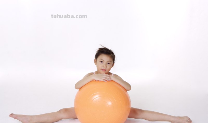 幼儿园的上课流程有哪些呢?儿童学溜冰有什么技巧呢?