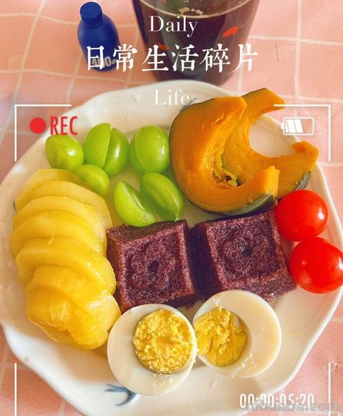 探寻色彩早餐的美味与艺术 