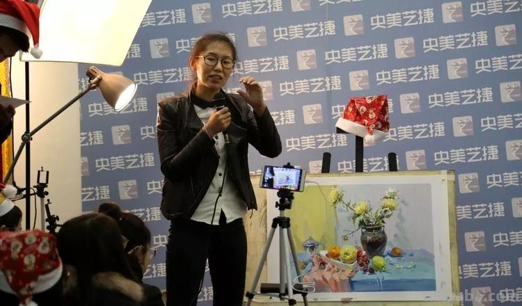 王晶色彩及王晶色彩名师——探秘色彩艺术的魅力 