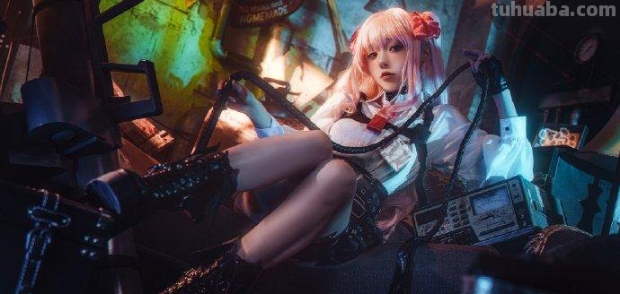 cos：胜利女神尤妮Cosplay正片10P-如月夏巳