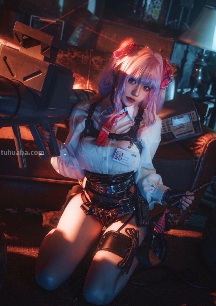 cos：胜利女神尤妮Cosplay正片10P-如月夏巳