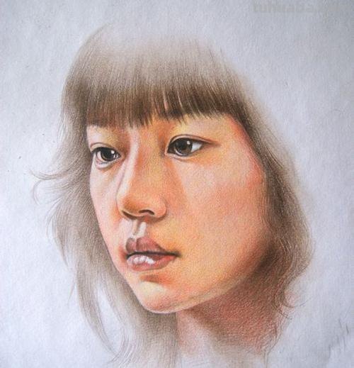 怎么用彩铅画泥巴 彩铅素描教程？