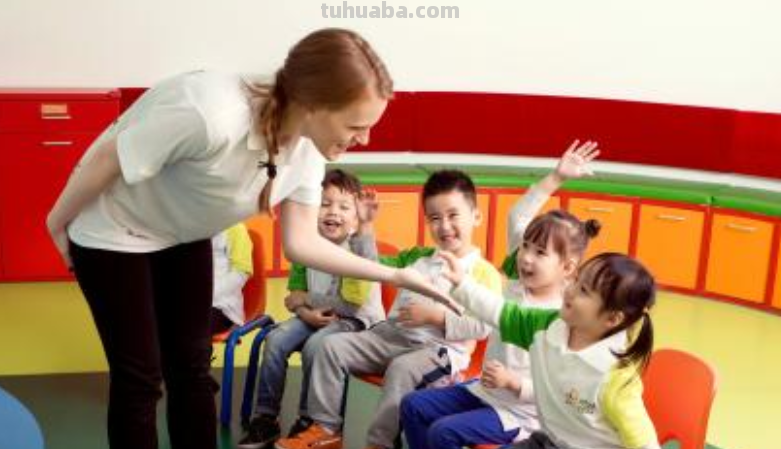 幼儿园的孩子要不要报英语班?