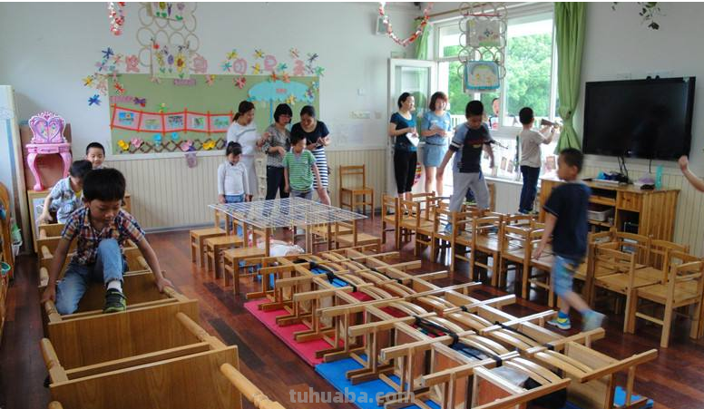 幼儿园小班室内游戏有什么?