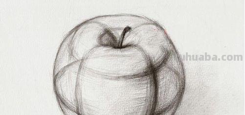 怎么画彩铅素描苹果 用18色的彩铅能画出一个苹果吗？
