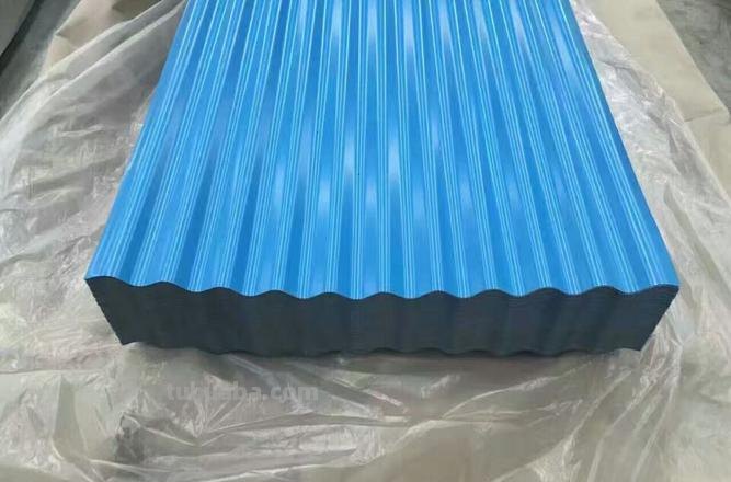 白色彩板和蓝色彩板价格对比：哪个更值得购买？ 