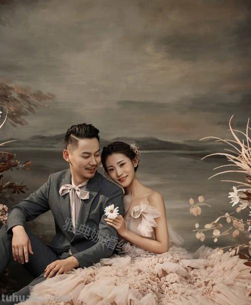 色彩婚纱照:如何选择婚纱照色彩风格