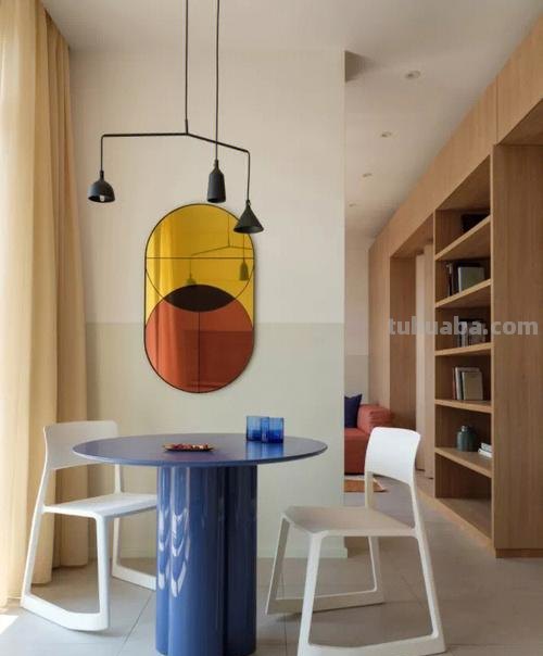 桌子色彩的搭配与应用